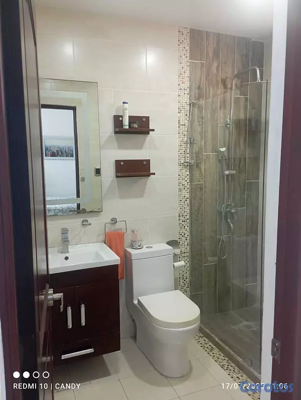 apartamentos - Apartamento 6to piso en evaristo morales  7