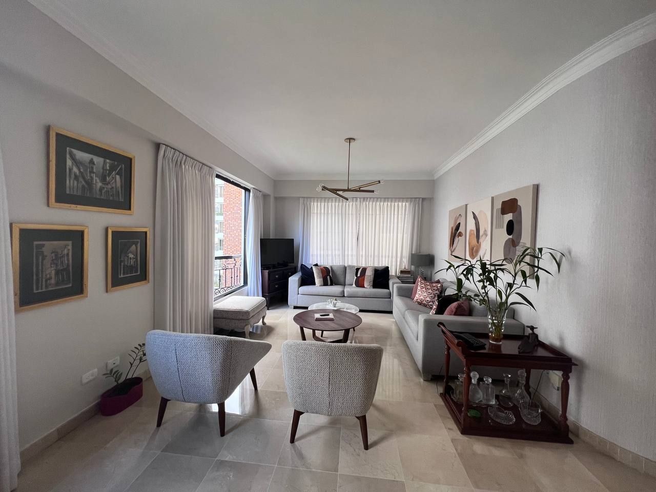 apartamentos - Apartamento clásico en el corazón de Piantini en venta 4