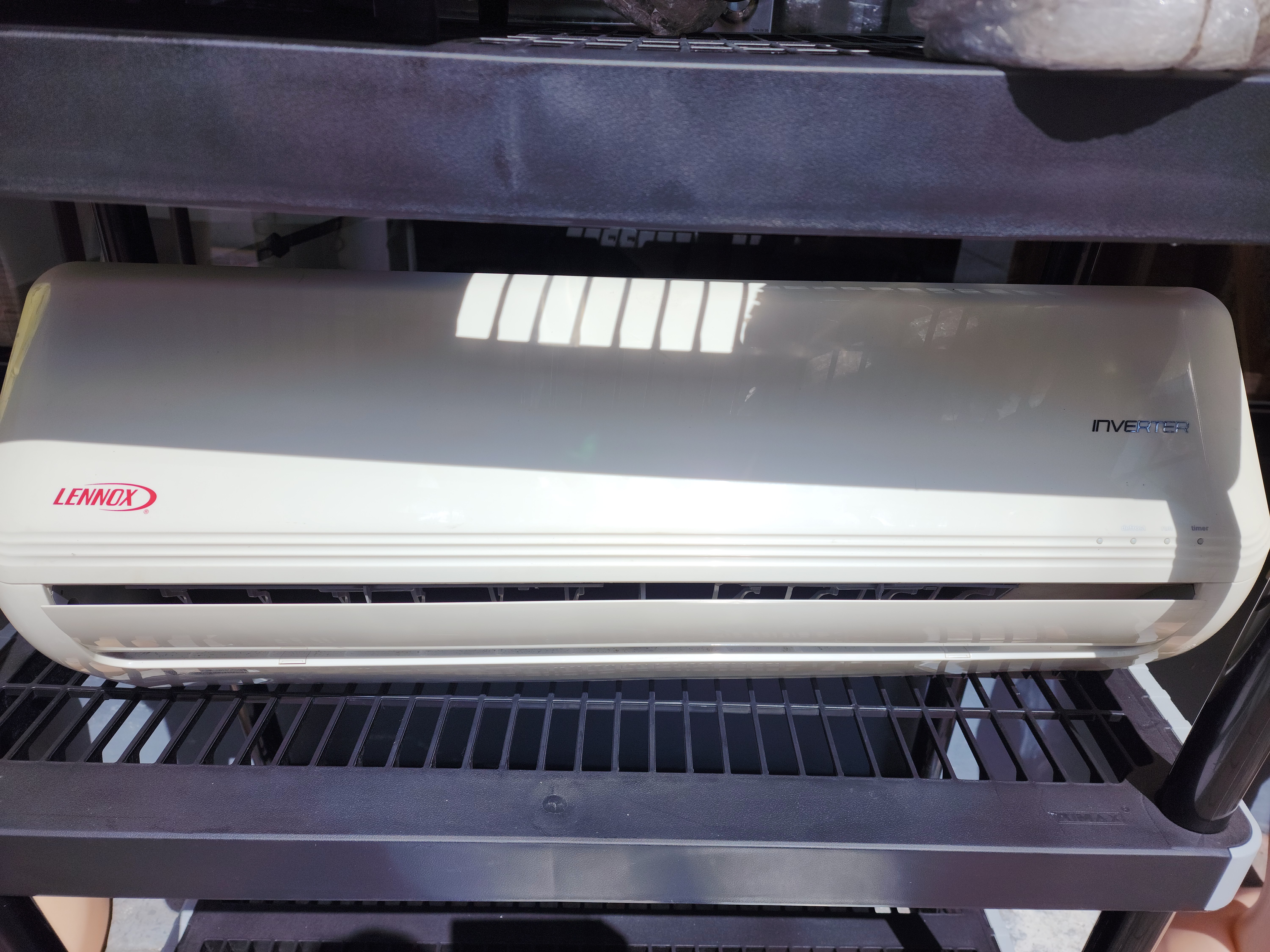aires acondicionados y abanicos - Aire acondicionado lenox inverter 12,000 btu en 16,500 usado en muy buena condic