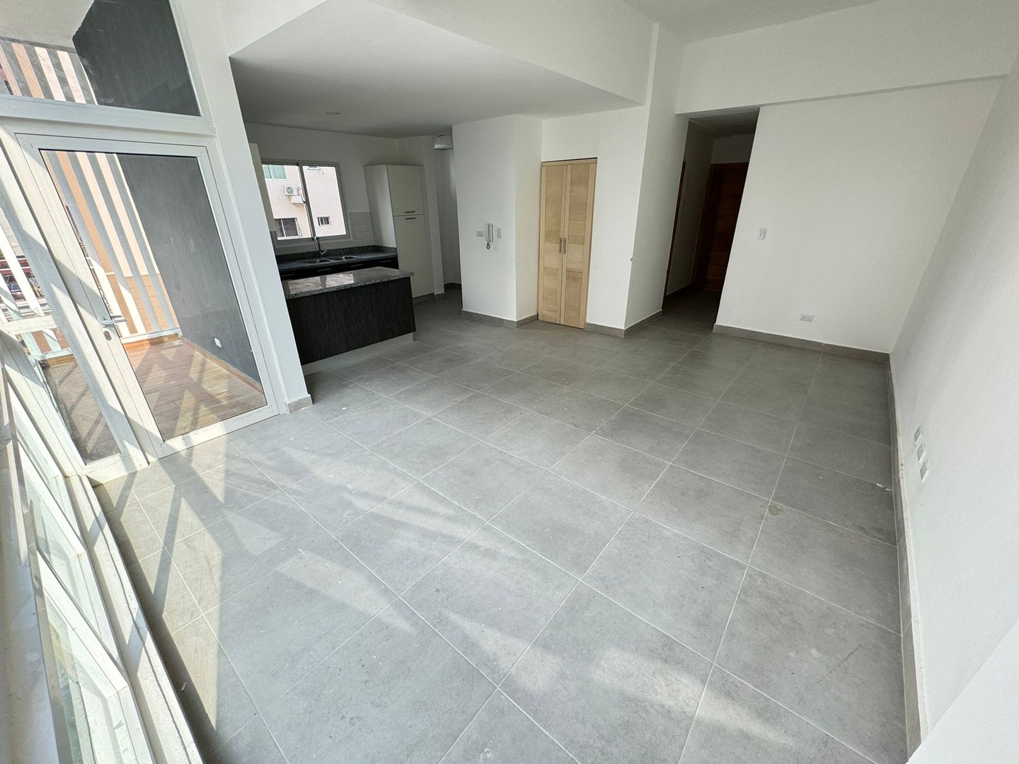 apartamentos - Apartamento Nuevo en Venta
BELLA VISTA SUR
USD 155,000.00
FECHA DE ENTREGA: Mayo 2