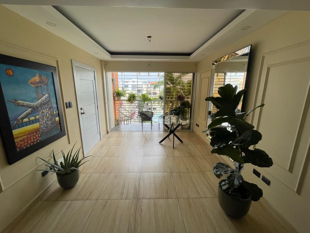 penthouses - VENDO PENTHOUSE LOS RESTAURADORES 
D.N 4