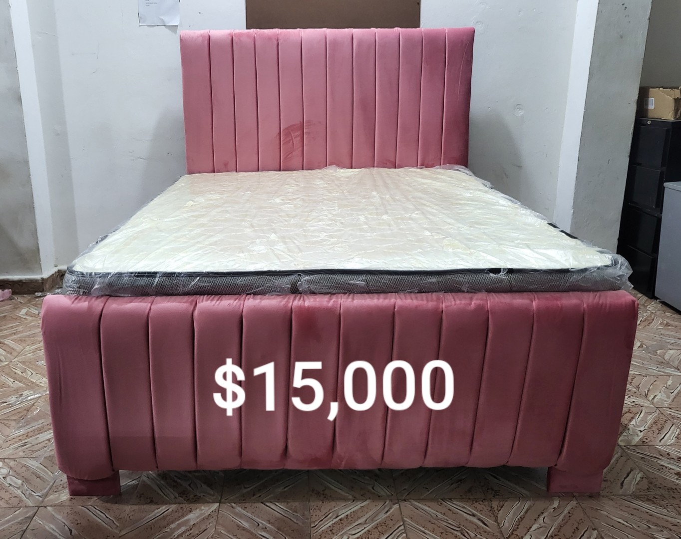 muebles y colchones - Cama color Rosa con Colchon Incluido 0