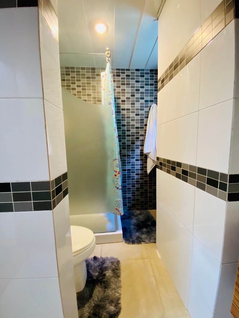 apartamentos - Apartamento 2 niveles piso  2 y 3 en la Esperilla  con terraza 6