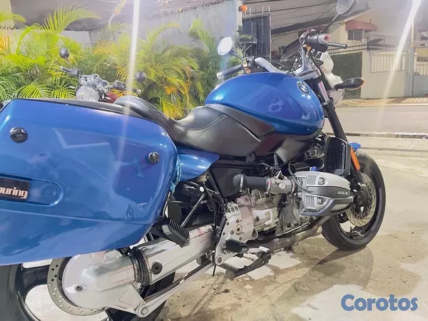 motores y pasolas - 🏍️ BMW R1250 — Touring, color azul 4