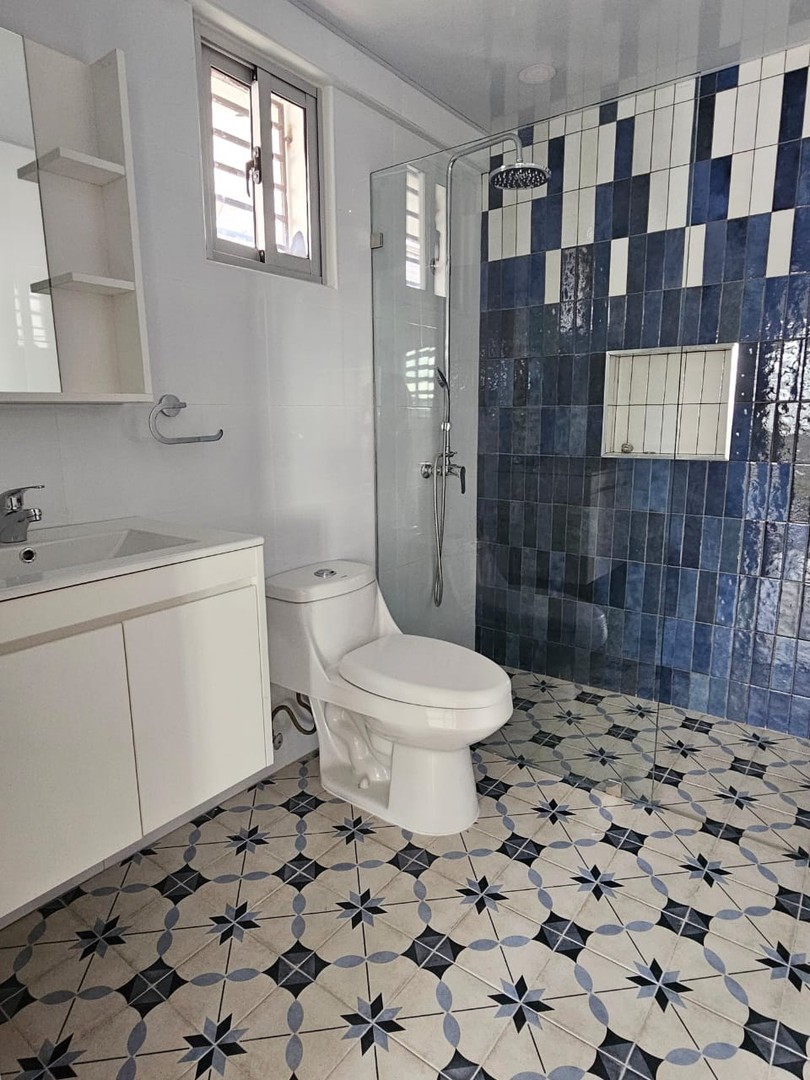 apartamentos - Alquiler en Arroyo Hondo Viejo.
 3 Hab, 2 bños remodelados, 2parq.
PRECIO:55,000 3