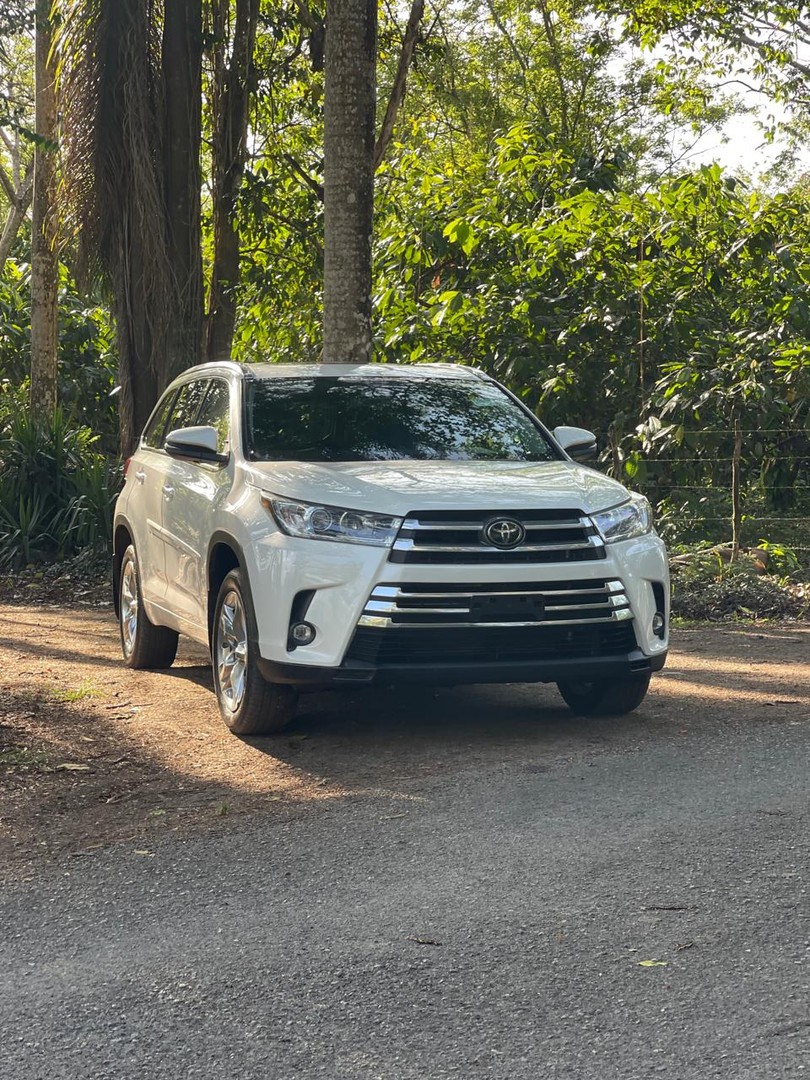 jeepetas y camionetas - 2019 Toyota Highlander Limited  0