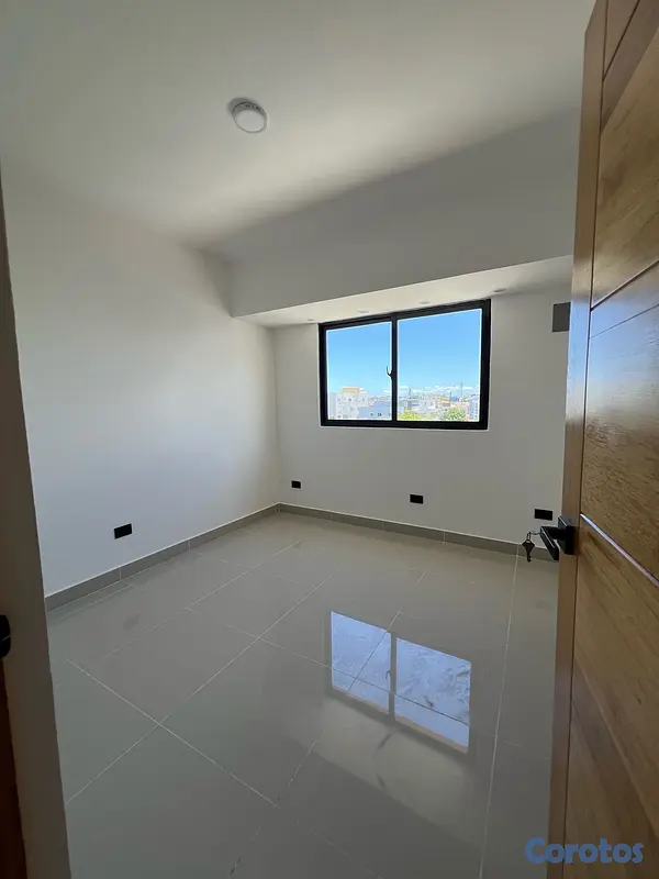 apartamentos - Se busca comprador en Los Restauradores, D.N. 12