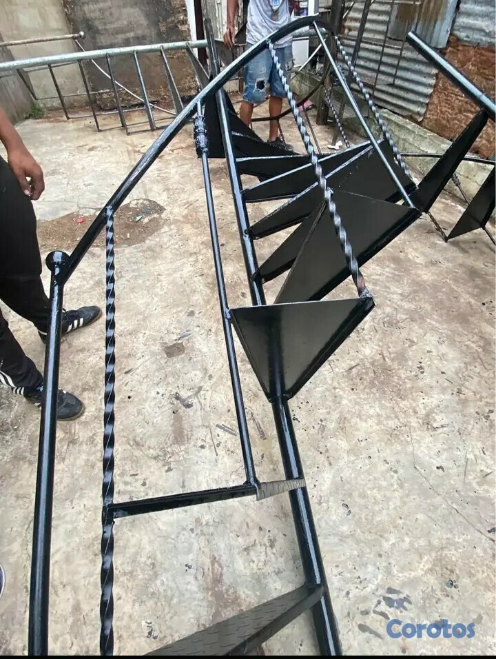 herramientas, jardines y exterior - Gran oferta de escalera de caracol totalmente nuevas somos fabricantes  3