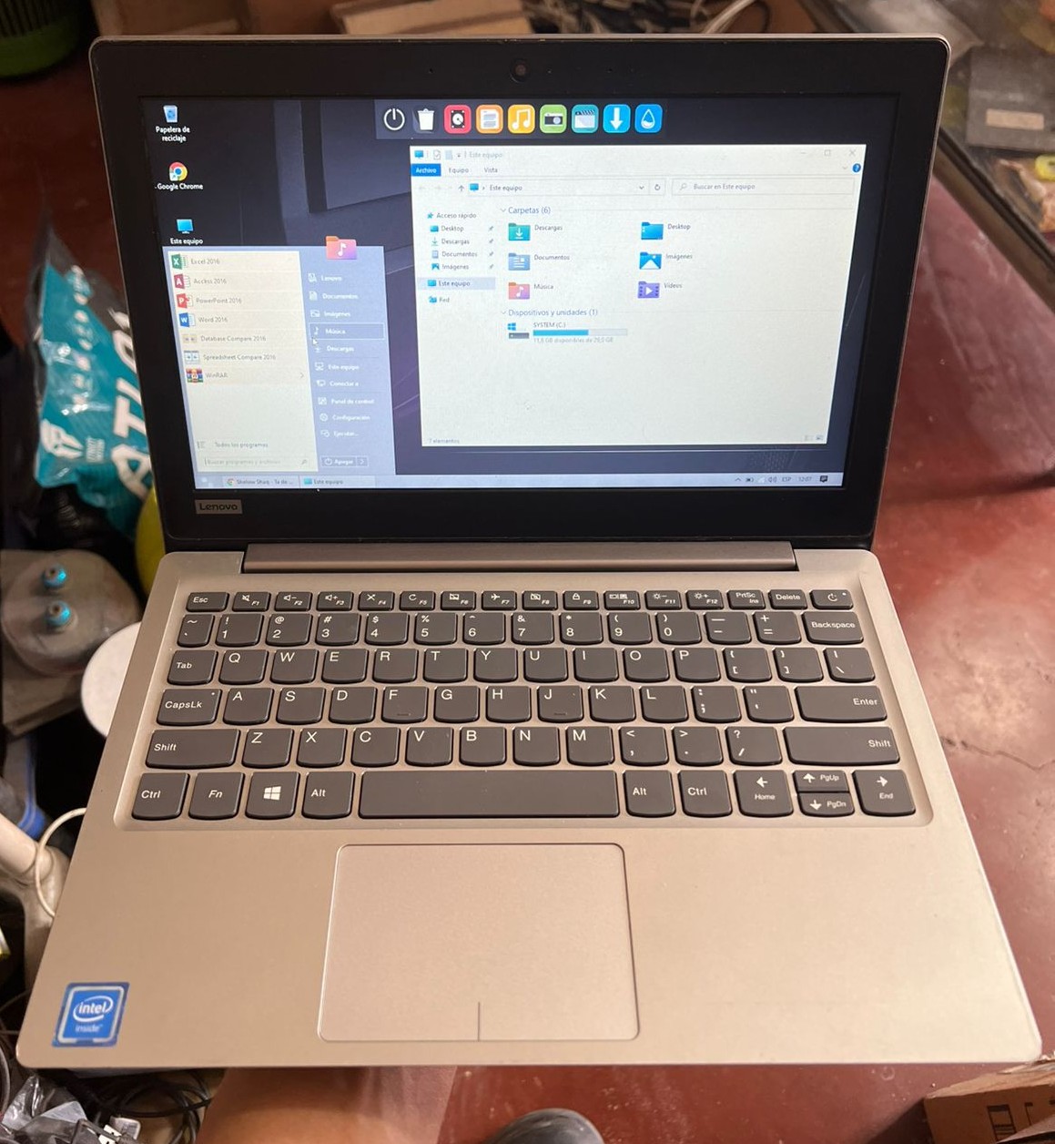 computadoras y laptops - Mini Laptop Lenovo ideapad 11.6 ssd32gb extendible