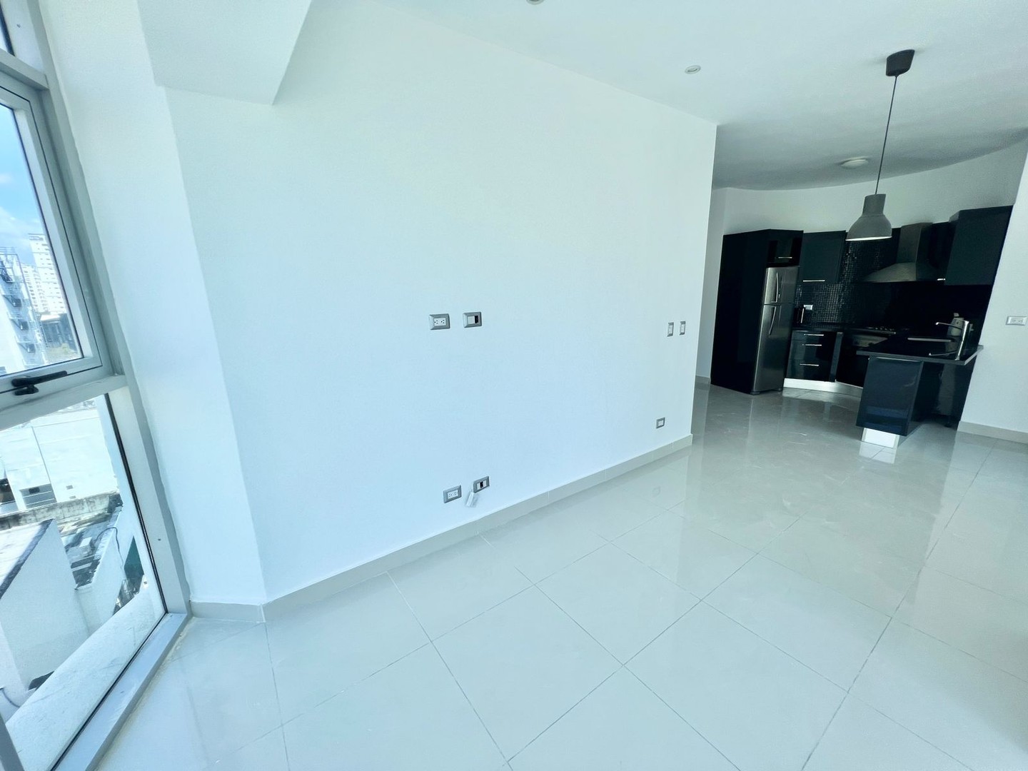 apartamentos - Apartamento en Piantini con Línea blanca  3