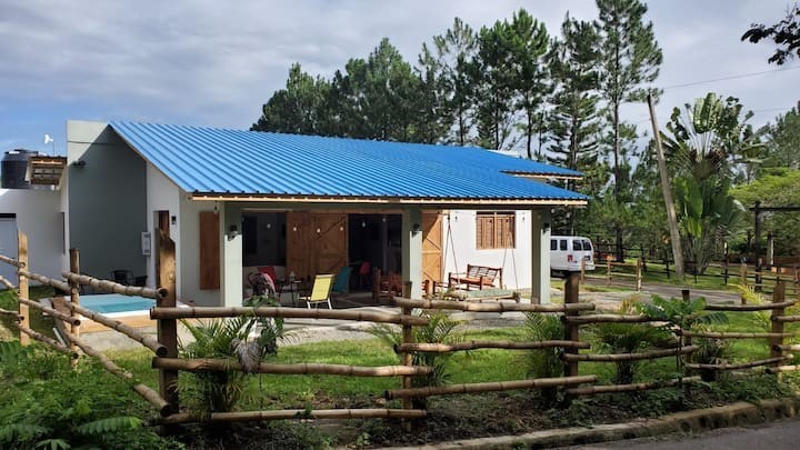 casas vacacionales y villas - Villa amueblada en Jarabacoa en  mata de platano