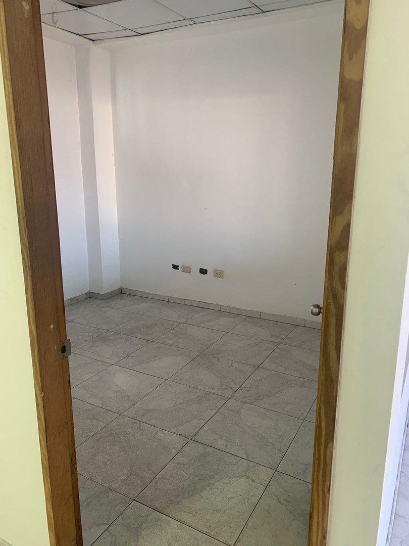 oficinas y locales comerciales - 🔵 Alquilo Local 84 mts 3er piso en los prados  para oficina 
 3