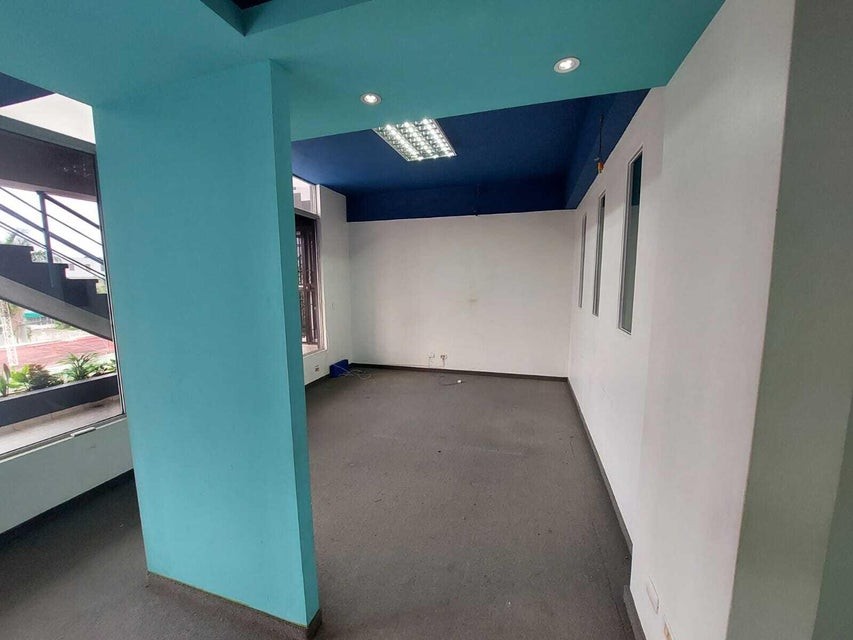 oficinas y locales comerciales - Local Comercial en Alquiler El Millon 3