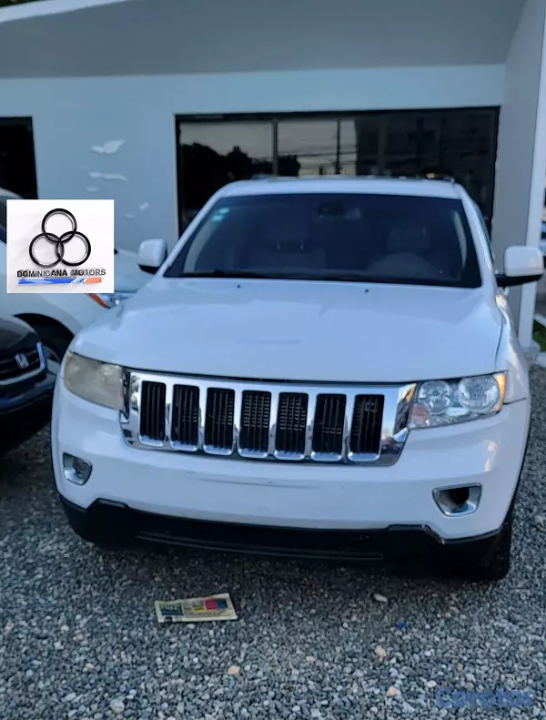 jeepetas y camionetas - JEEP GRAND CHEROKEE LAREDO  2