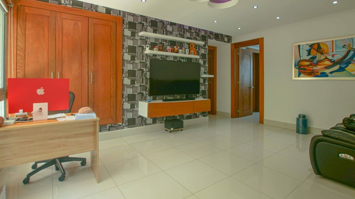 casas - Hermosa Casa con Diseño Moderno en Proyecto Privado, Santiago 1