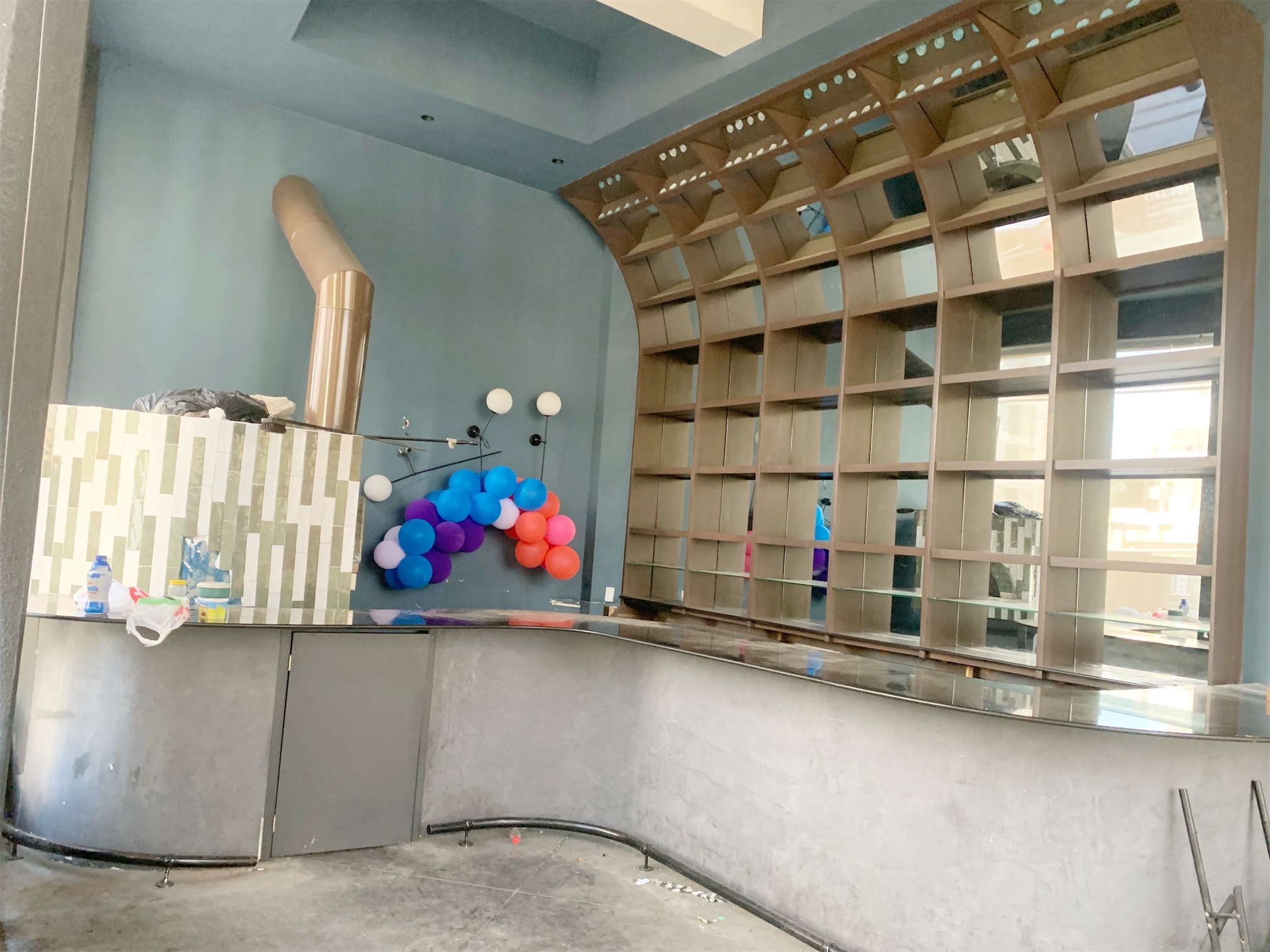 oficinas y locales comerciales - Local amplio en Piantini 400 m 2