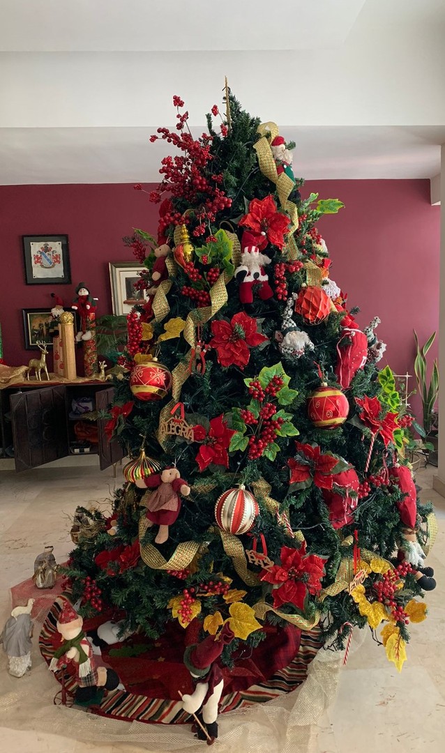 decoración y accesorios - Arbolito de Navidad 8 pies de altura, sin la decoracion