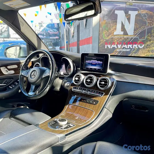 jeepetas y camionetas - MERCEDES BENZ GLC 300 4MATIC 2017 6