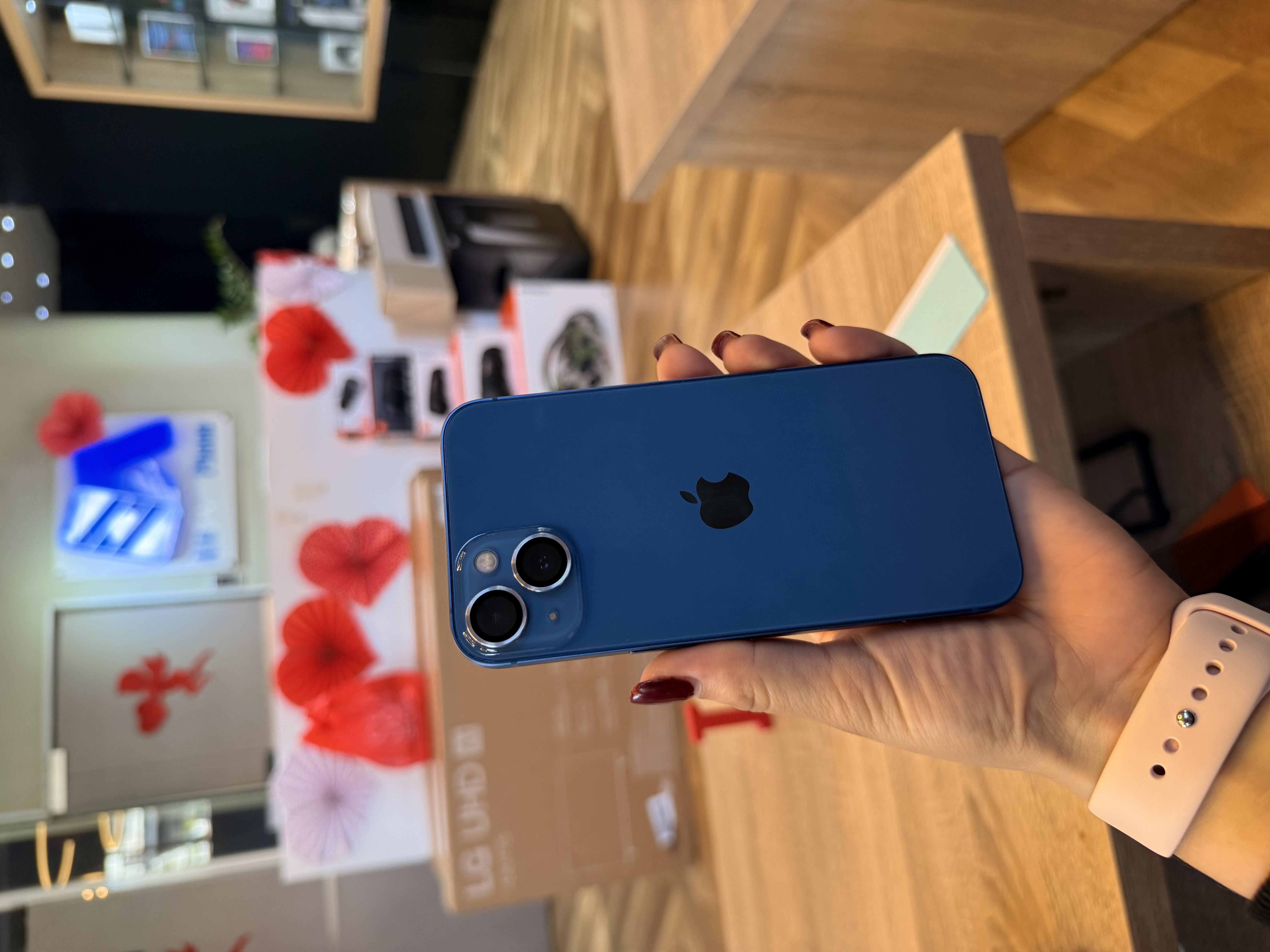 celulares y tabletas - IPHONE 13 256GB  1