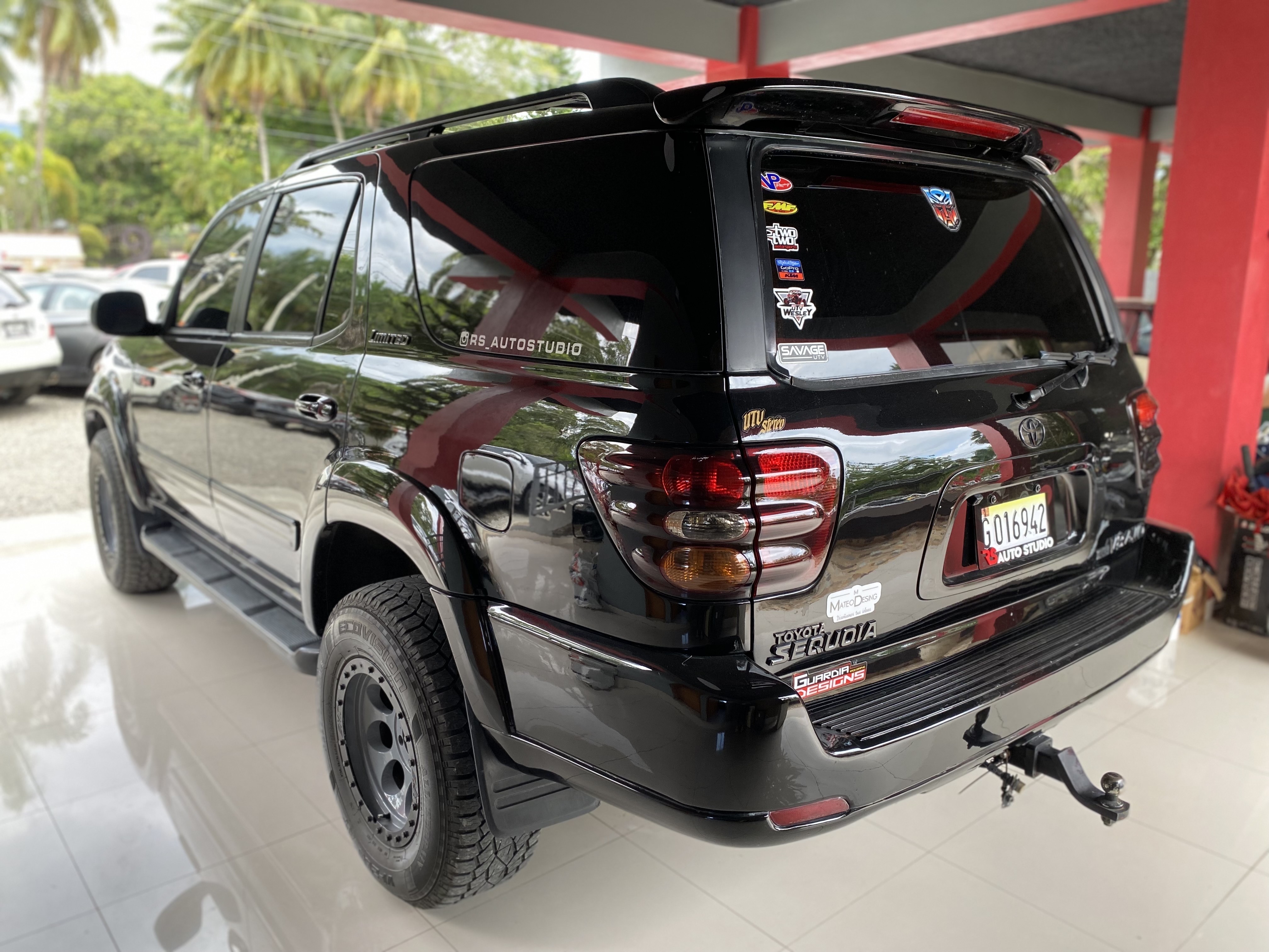 jeepetas y camionetas - TOYOTA SEQUOIA 2002 2