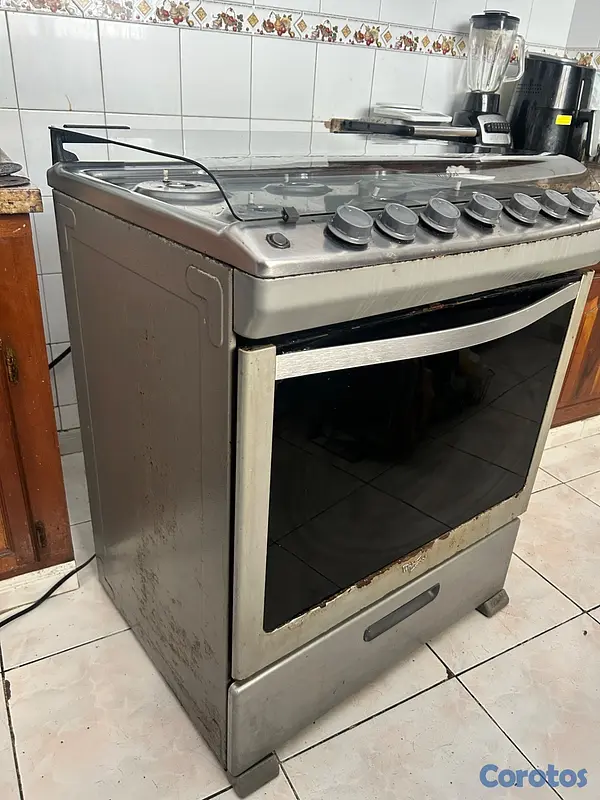 electrodomesticos - VENDO ESTUFA WHIRLPOOL 30'' 6 HORNILLAS 3