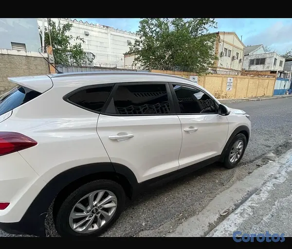 jeepetas y camionetas - HYUNDAI TUCSON 2016 DOCH DE LA CASA. IMPECABLE 3