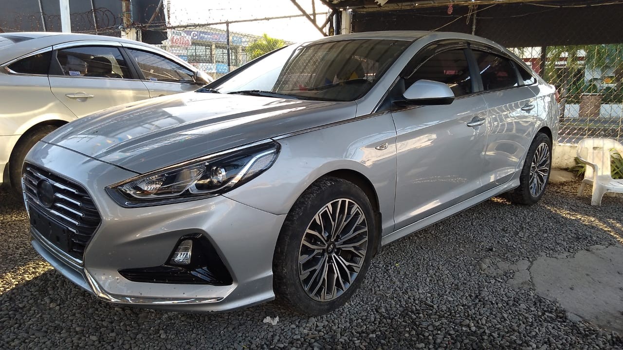 carros - HYUNDAI SONATA NEW RISE 2019 GRIS 2