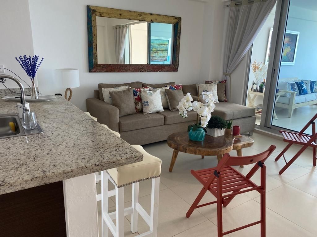 apartamentos - Juan Dolio, Apartamento con Hermosa Vista Despejada en Primera Linea de Playa 2