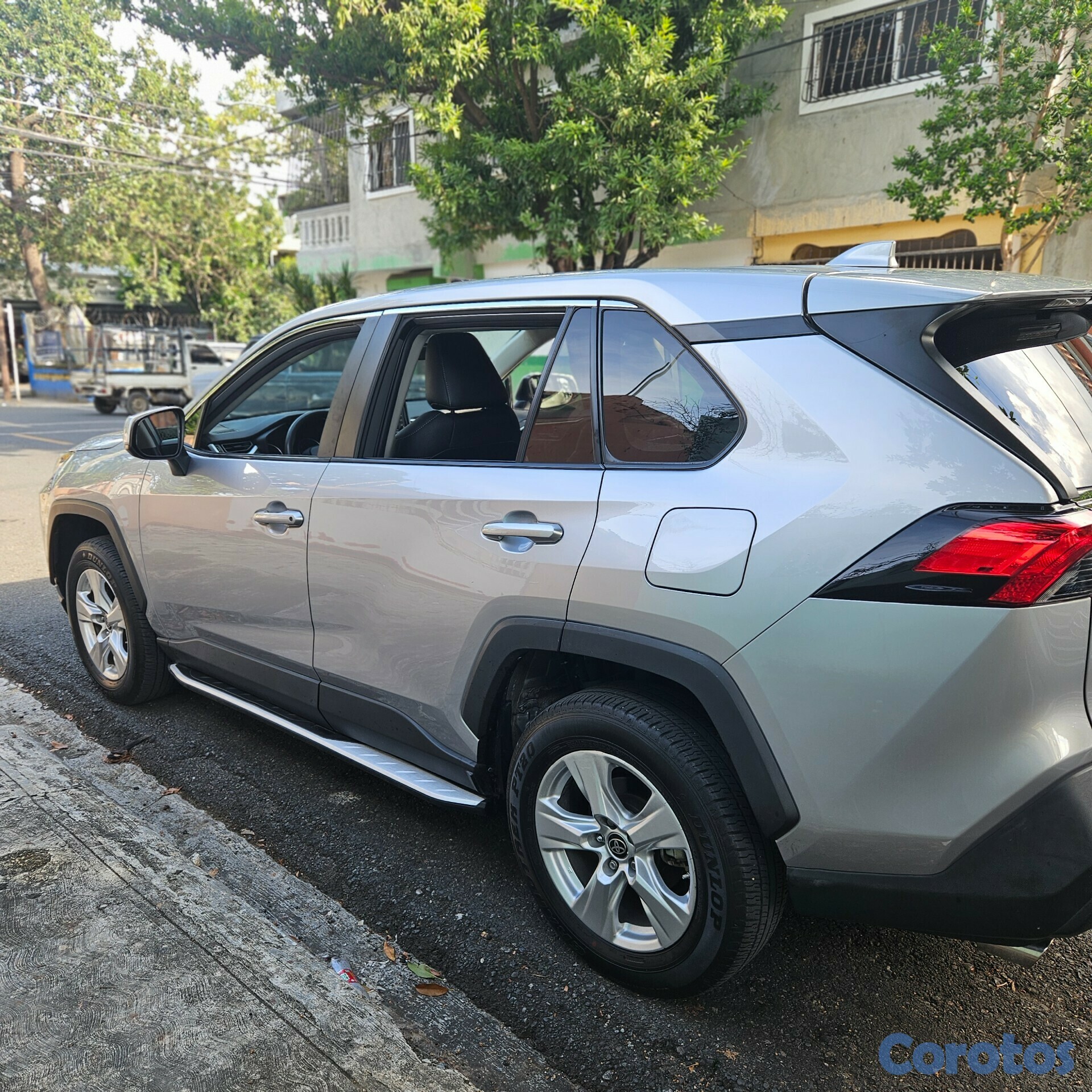 jeepetas y camionetas - Toyota rav4 2022 2