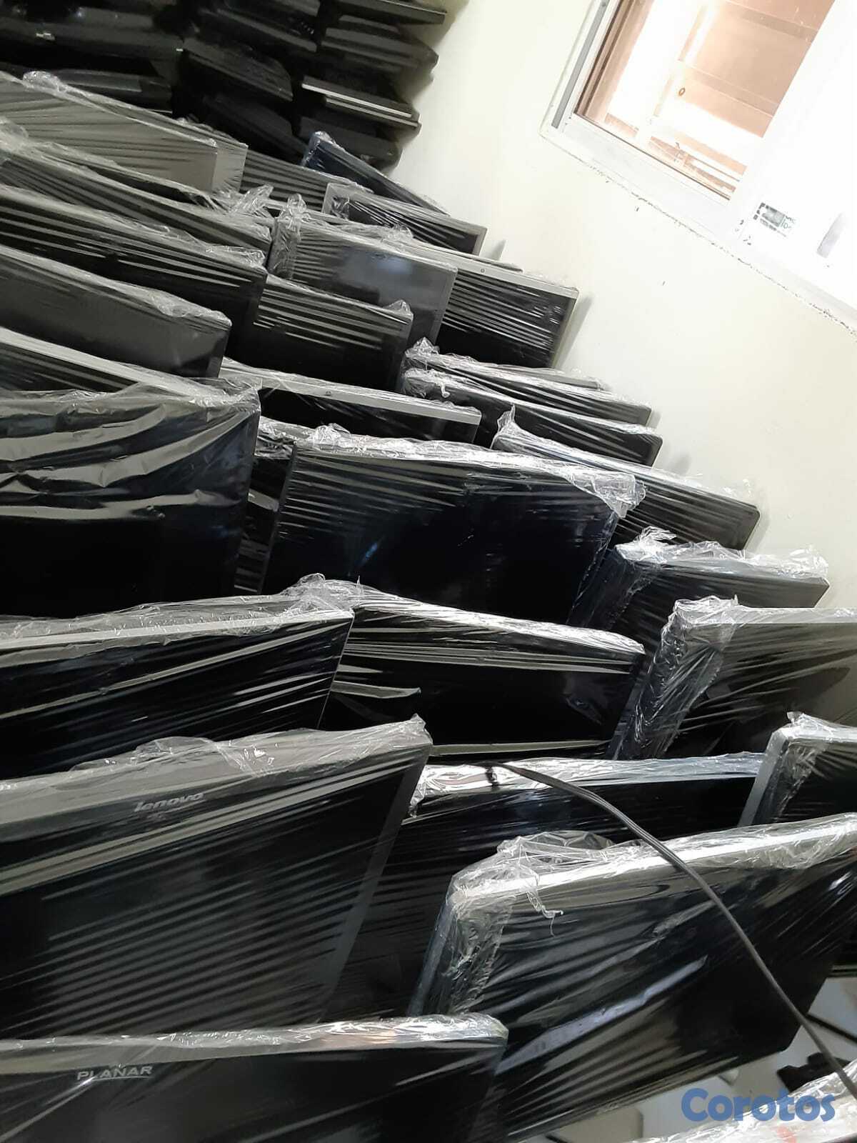 computadoras y laptops - LIQUIDACION DE MONITORES 17-19-20-22-23-24 2