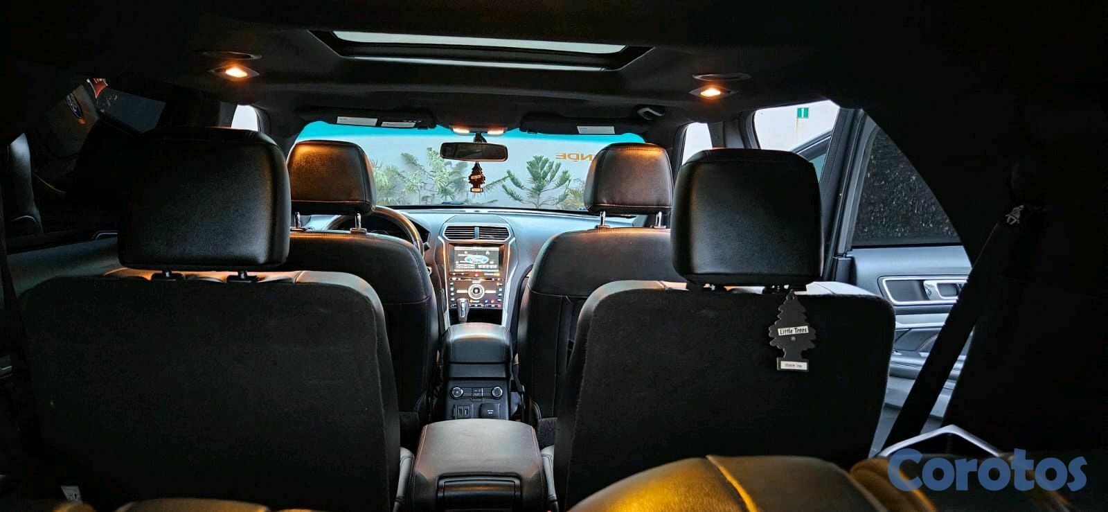 jeepetas y camionetas - Ford Explorer sport Panorámica  9