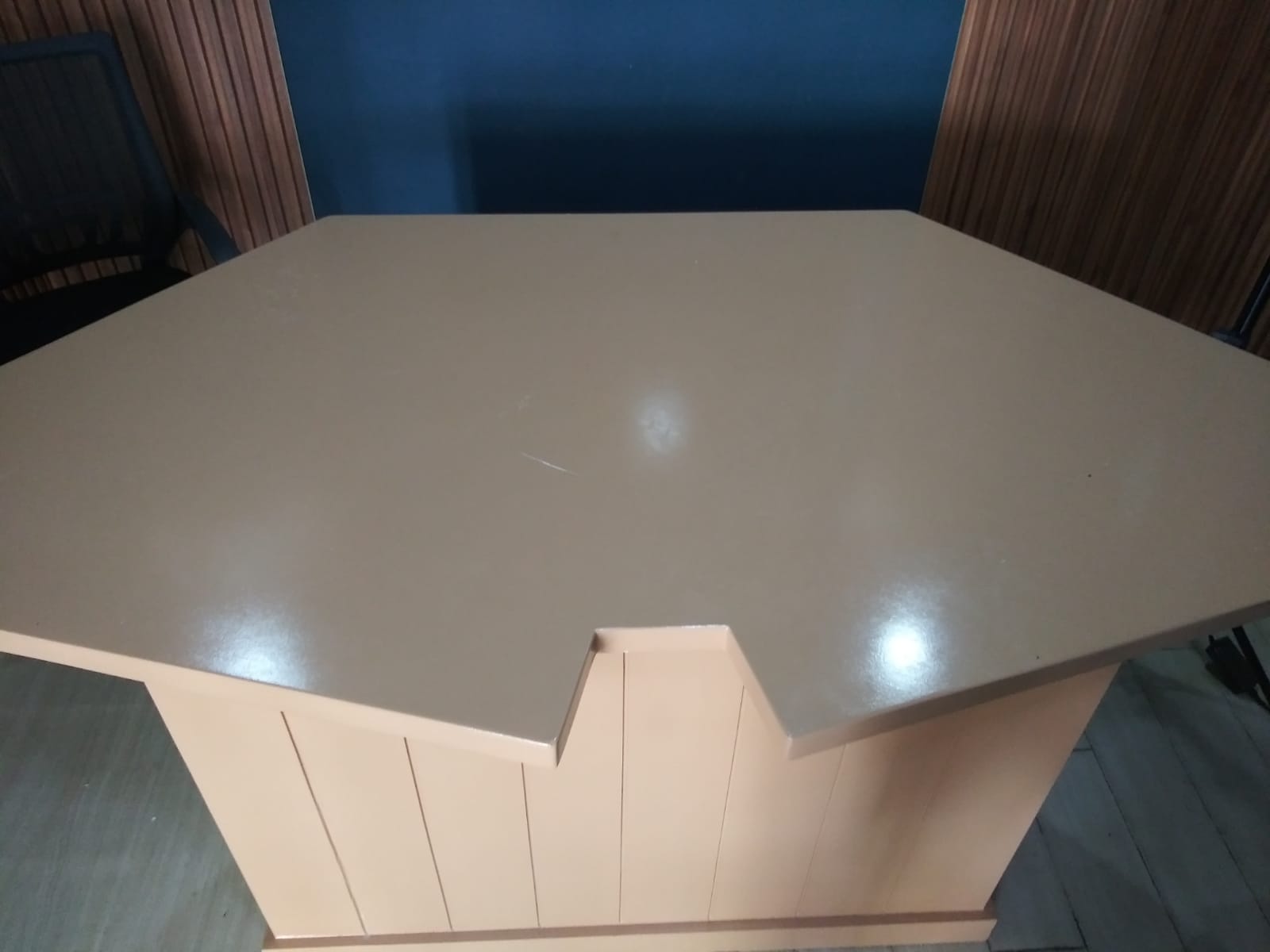 muebles y colchones - Vendo mesa ideal para grabacion de podcast 0