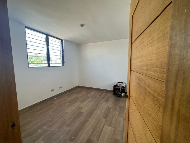 apartamentos -  Apartamento Clásico y Remodelado! 
Los Prados                       6