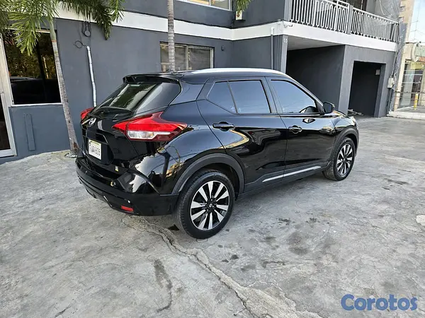 jeepetas y camionetas - Nissan Kicks 2018 4
