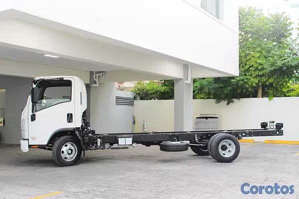 camiones y vehiculos pesados - Isuzu NPR 18 Pies 2026 4