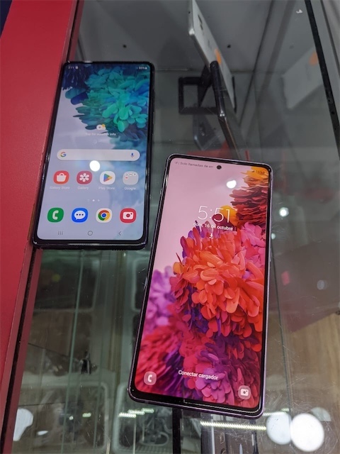 celulares y tabletas - Samsung s20 FE 5G 5