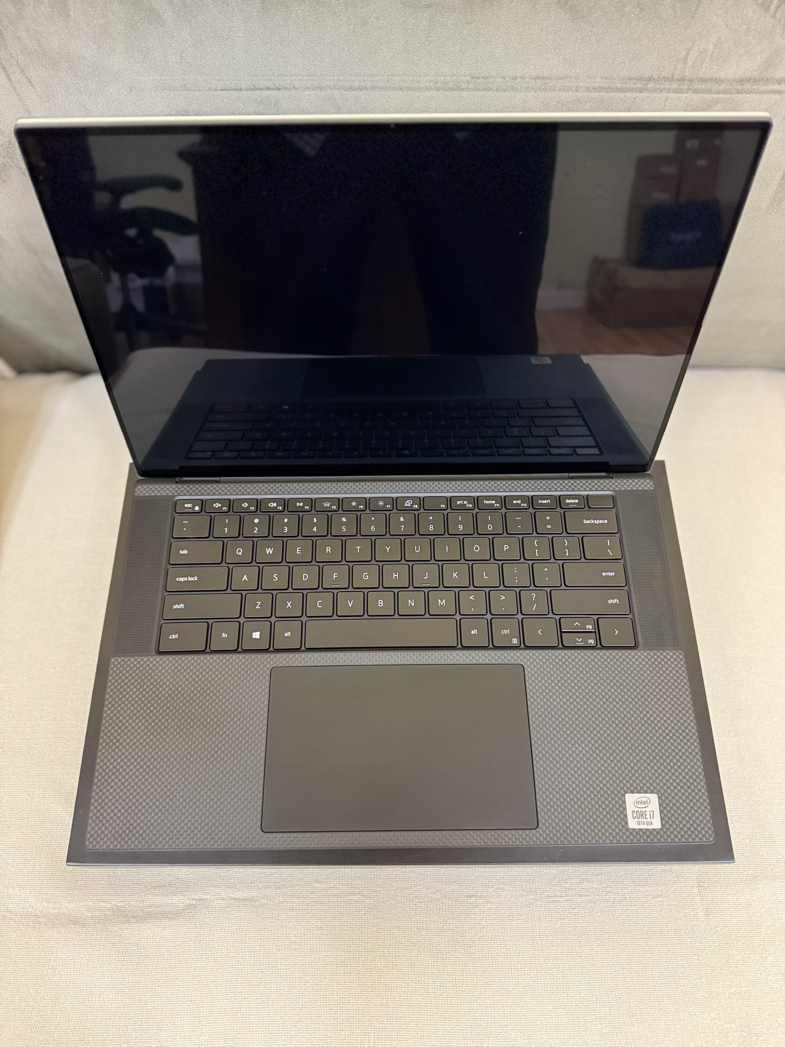 computadoras y laptops - Dell XPS 15" 9500 - 15.6" UHD+ Touchscreen 3
