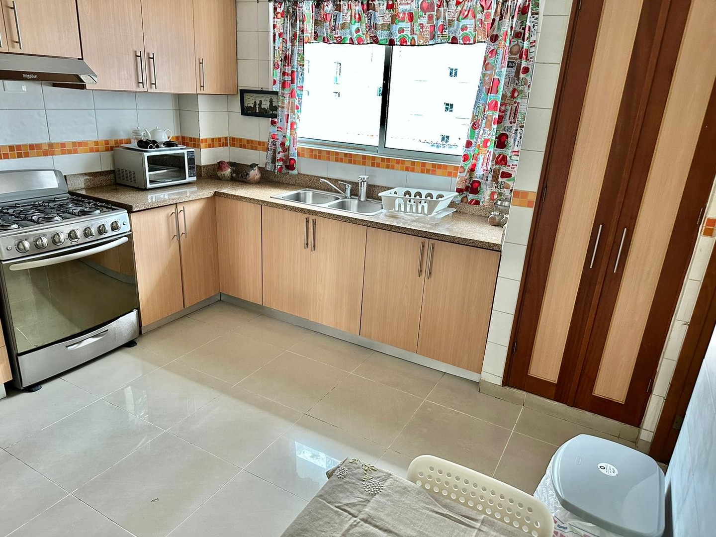 apartamentos - Se alquila apartamento amueblado en Piantini 3