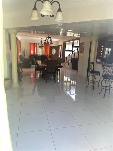 casas - Venta de casa en la Jacobo Majluta 1