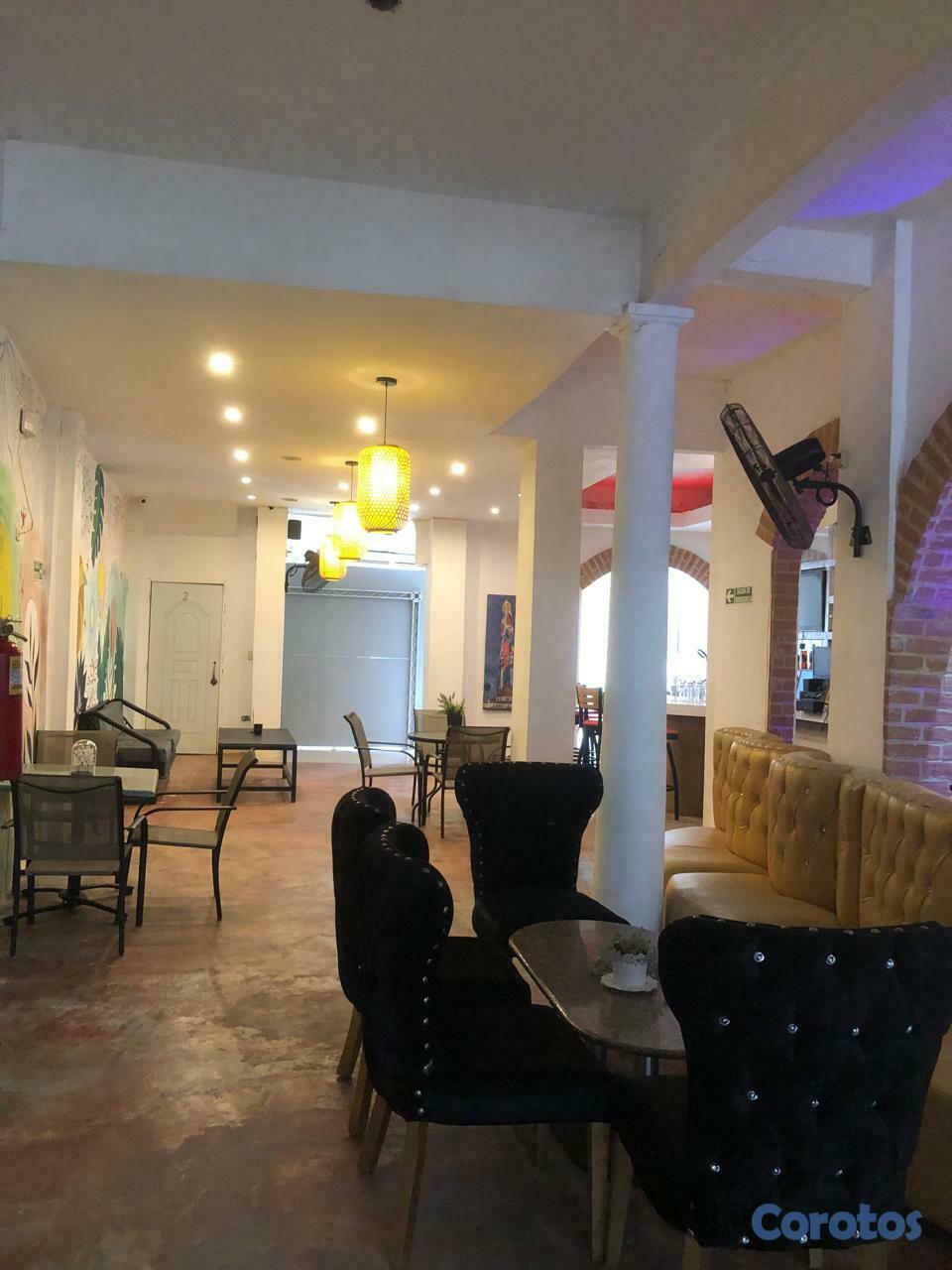 casas - Remato Propiedad en la Zona Colonial por Salud  10