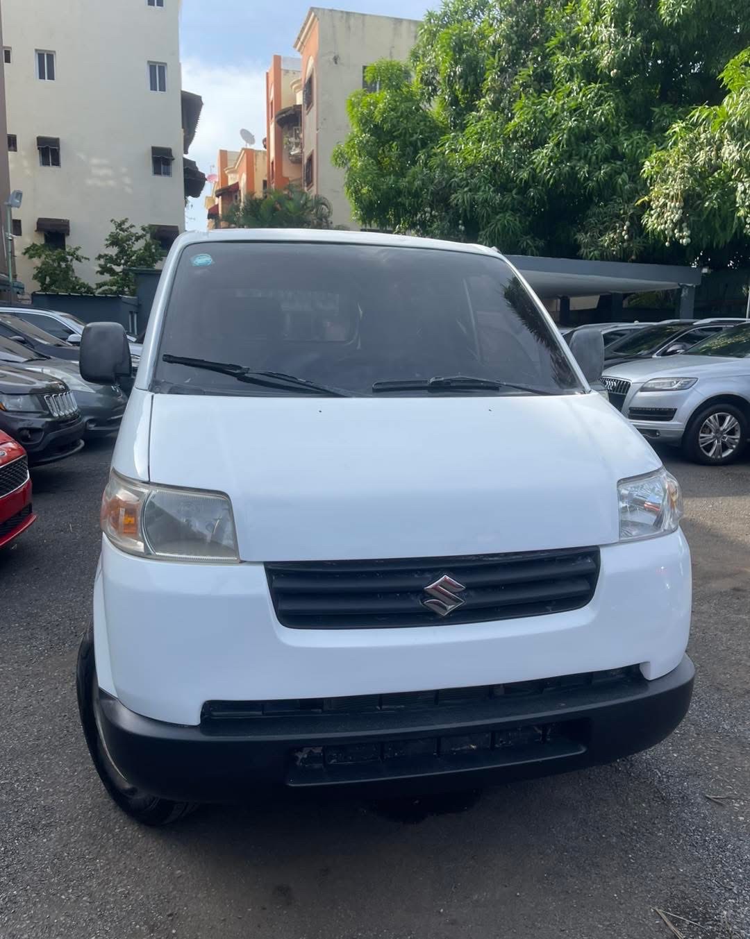 jeepetas y camionetas - SUZUKI APV 2019 1