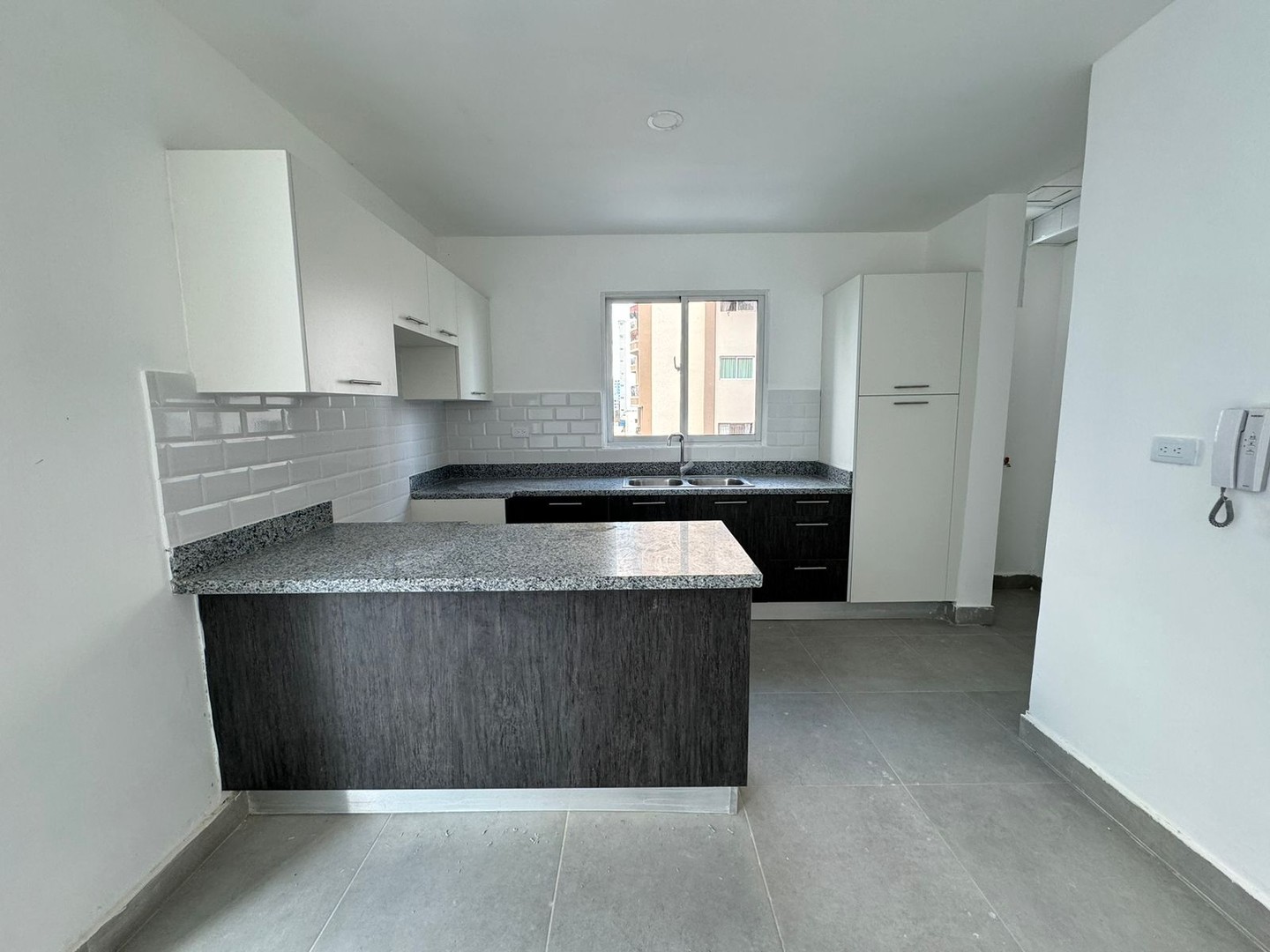 apartamentos - Apartamento Nuevo en Venta
BELLA VISTA SUR
USD 155,000.00
FECHA DE ENTREGA: Mayo 3
