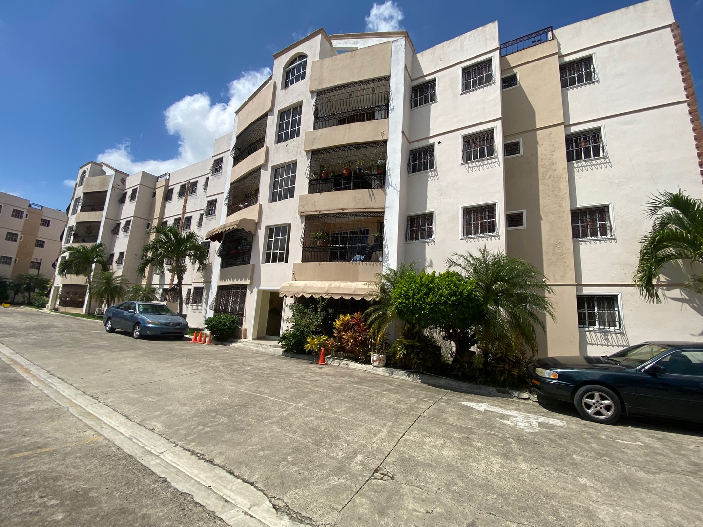 apartamentos - PRECIOSO APARTAMENTO EN VENTA EN GURABO EN LOS RIELES EN OFERTA  0