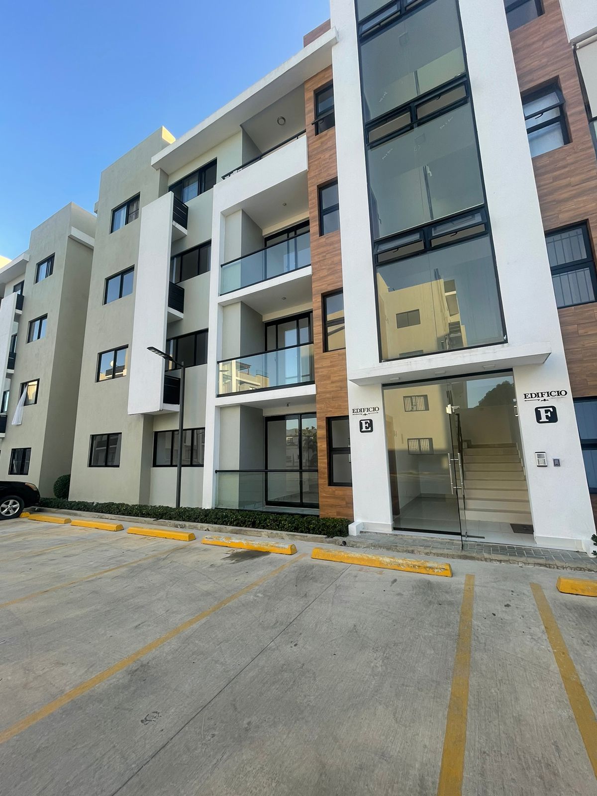 apartamentos - APARTAMENTO EN VENTA EN LOS RIELES DE GURABO. 9