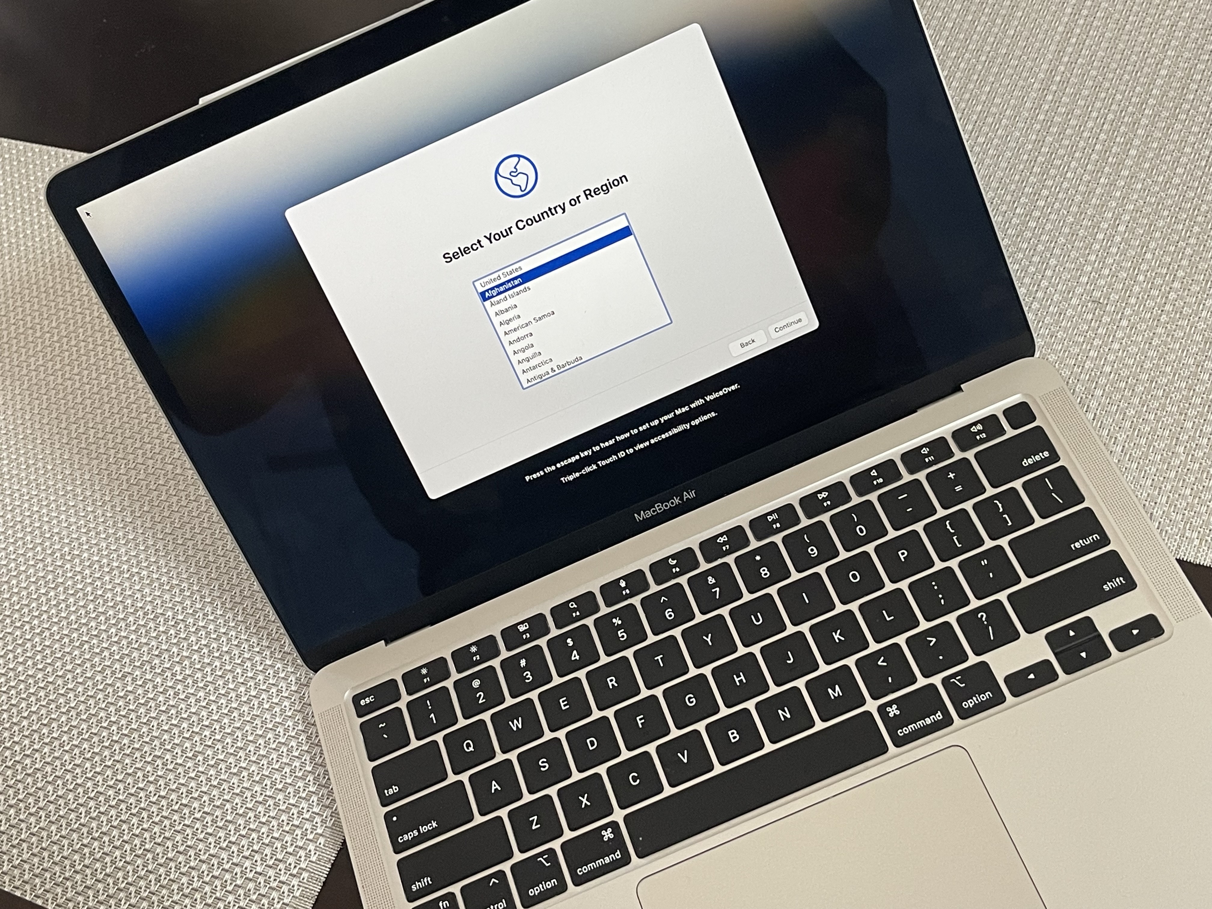 computadoras y laptops - Mac book air 2020  3