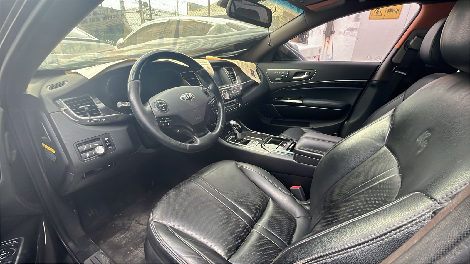 carros - KIA K9 NEGRO AÑO 2028 -US$ 24,500 2