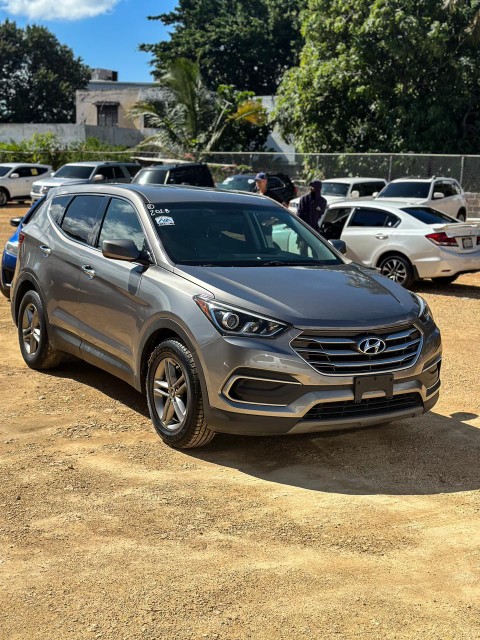 jeepetas y camionetas - HYUNDAI  SANTA FE 2018