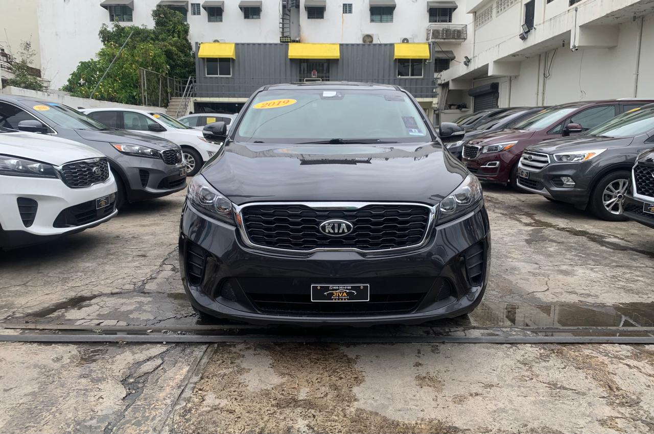 jeepetas y camionetas - 2019 Kia Sorento LX V6 9
