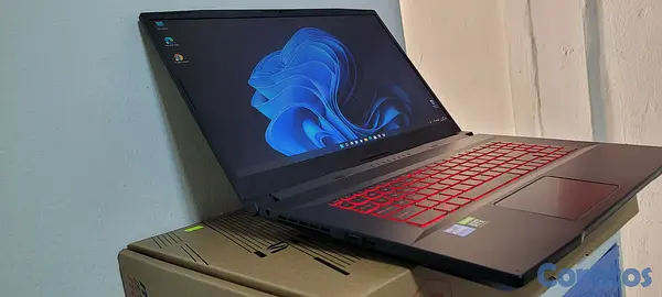computadoras y laptops - Msi Katana 17.3 Pulg Core i7 11th Gen Ram 16gb ddr4 Disco 512gb SSD RTX 3050Ti 3