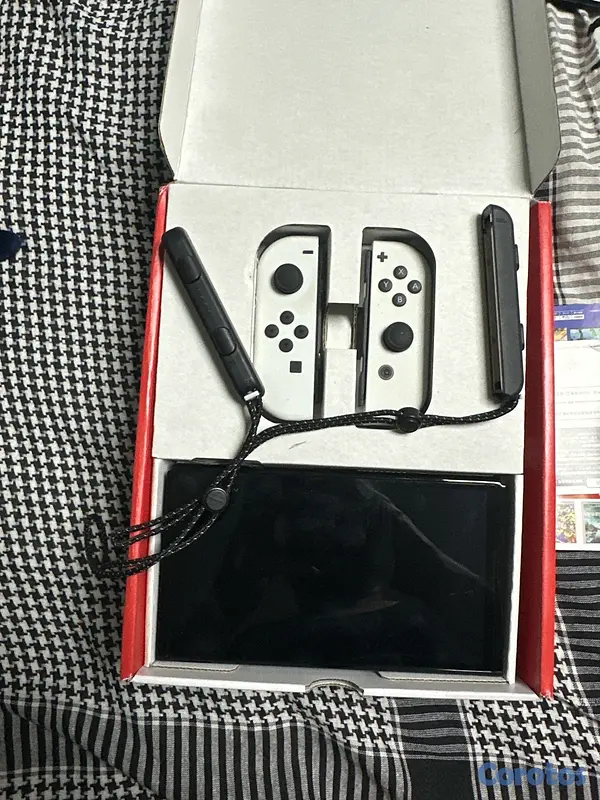 consolas y videojuegos -  Nintendo switch con un juego incluido 2